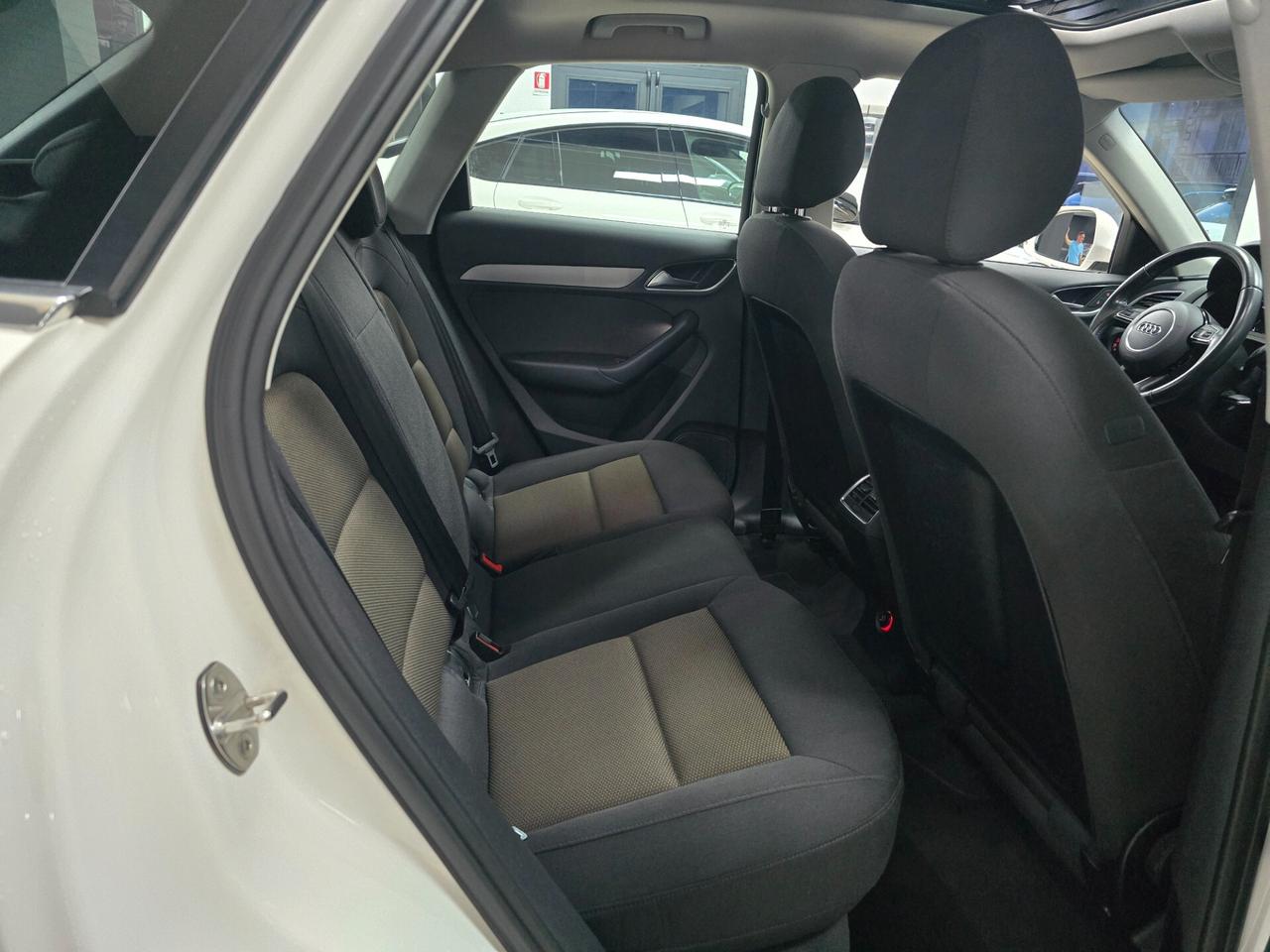 Audi Q3 2.0 TDI quattro 140 cv S tronic Advanced Plus (Tetto)