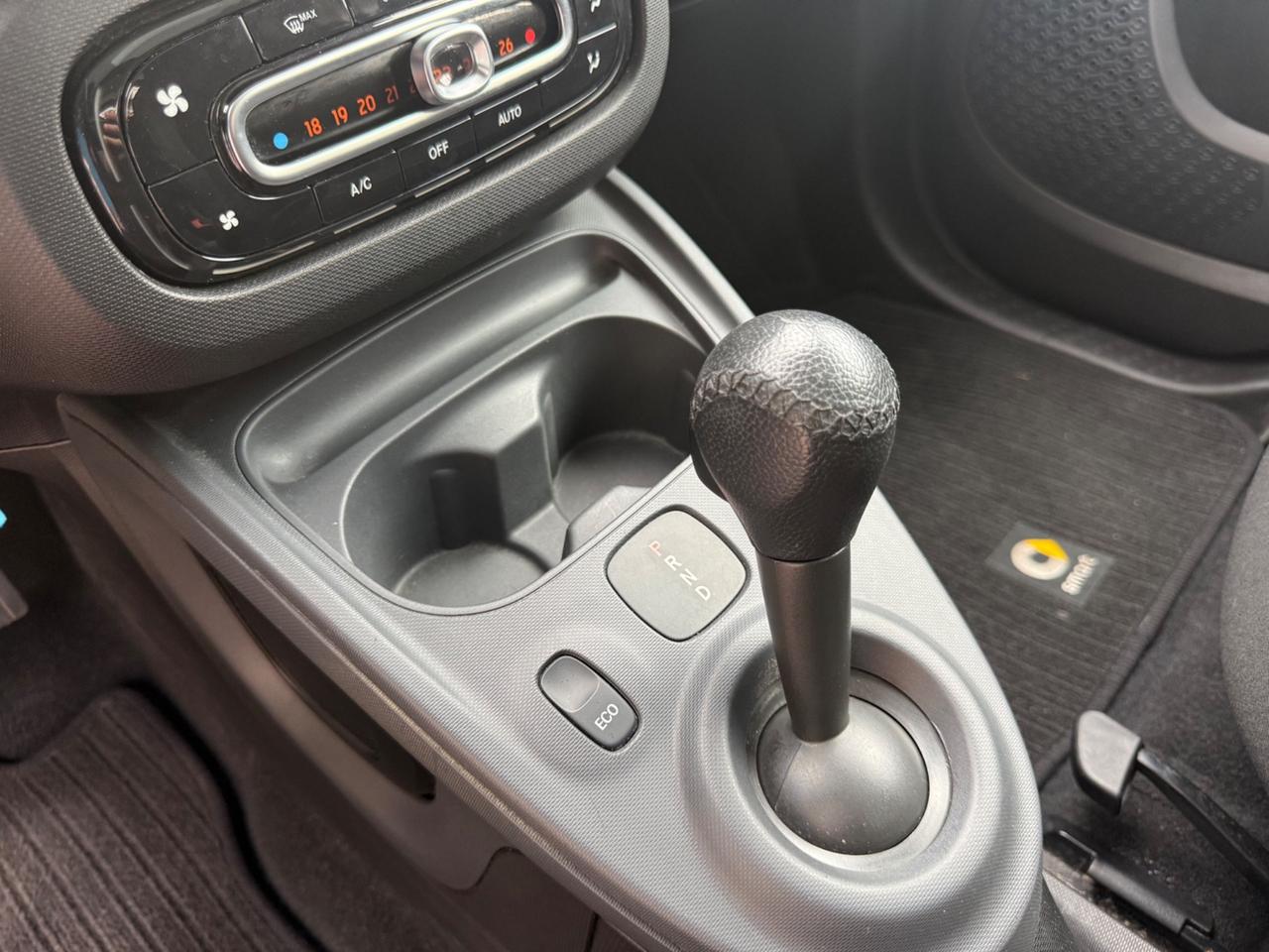 Smart ForTwo EQ Passion TAGLIANDI MERCEDES - PARI AL NUOVO PREZZO REALE, NO OBBLIGO FINANZIAMENTO!!!