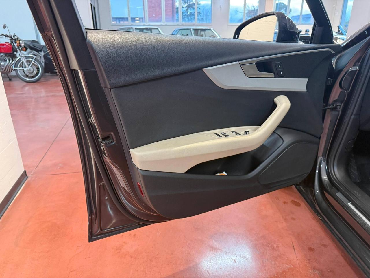 Audi A4 Avant 40 TDI quattro S tronic edition