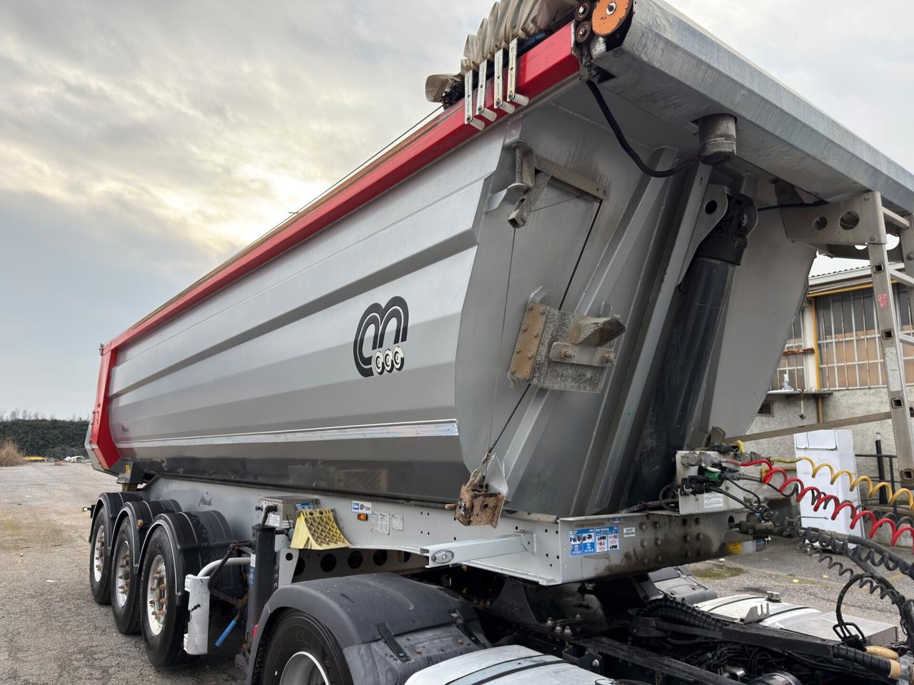 Man tgs 18.440 + Vasca Menci SA700R 2016