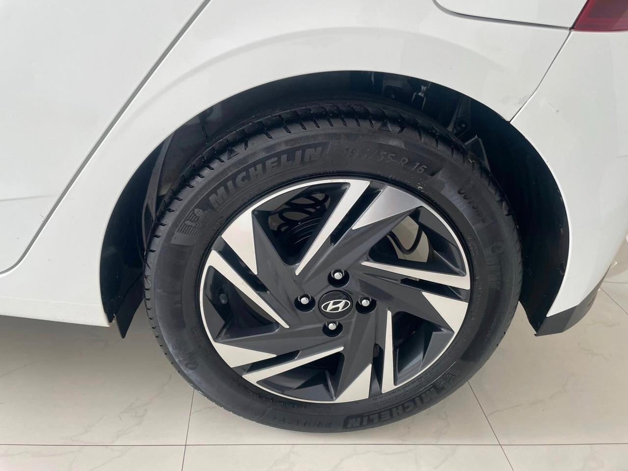 Hyundai i20 1.2 MPI MT Bose