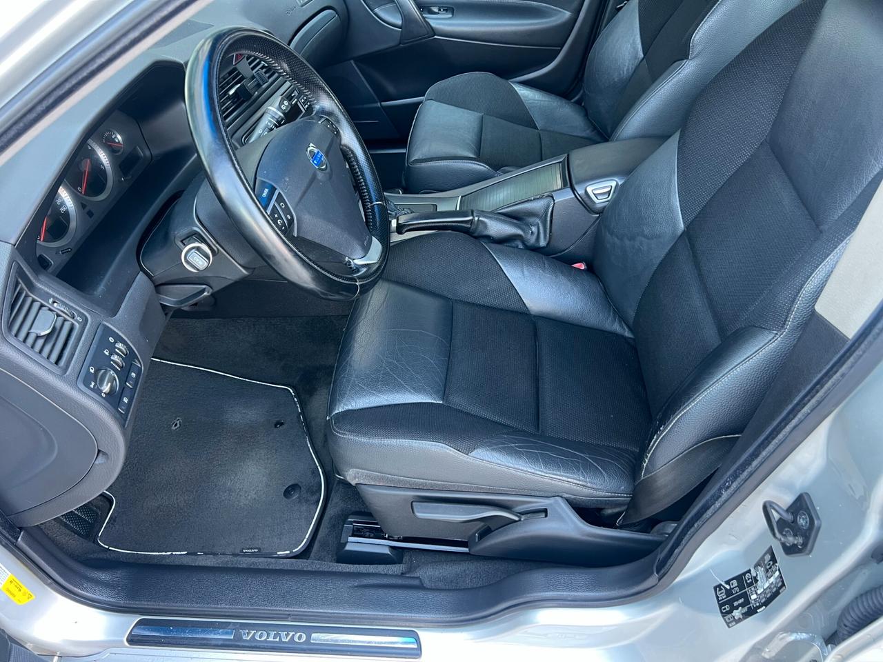 Volvo V70 2.4 D5/AUTOMATICA/UNICO PROP