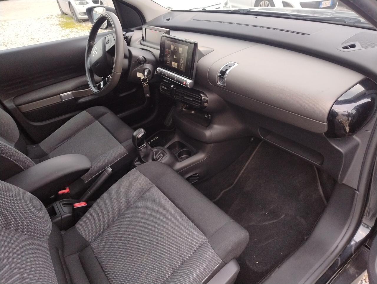 Citroen C4 Cactus PureTech 82 Shine