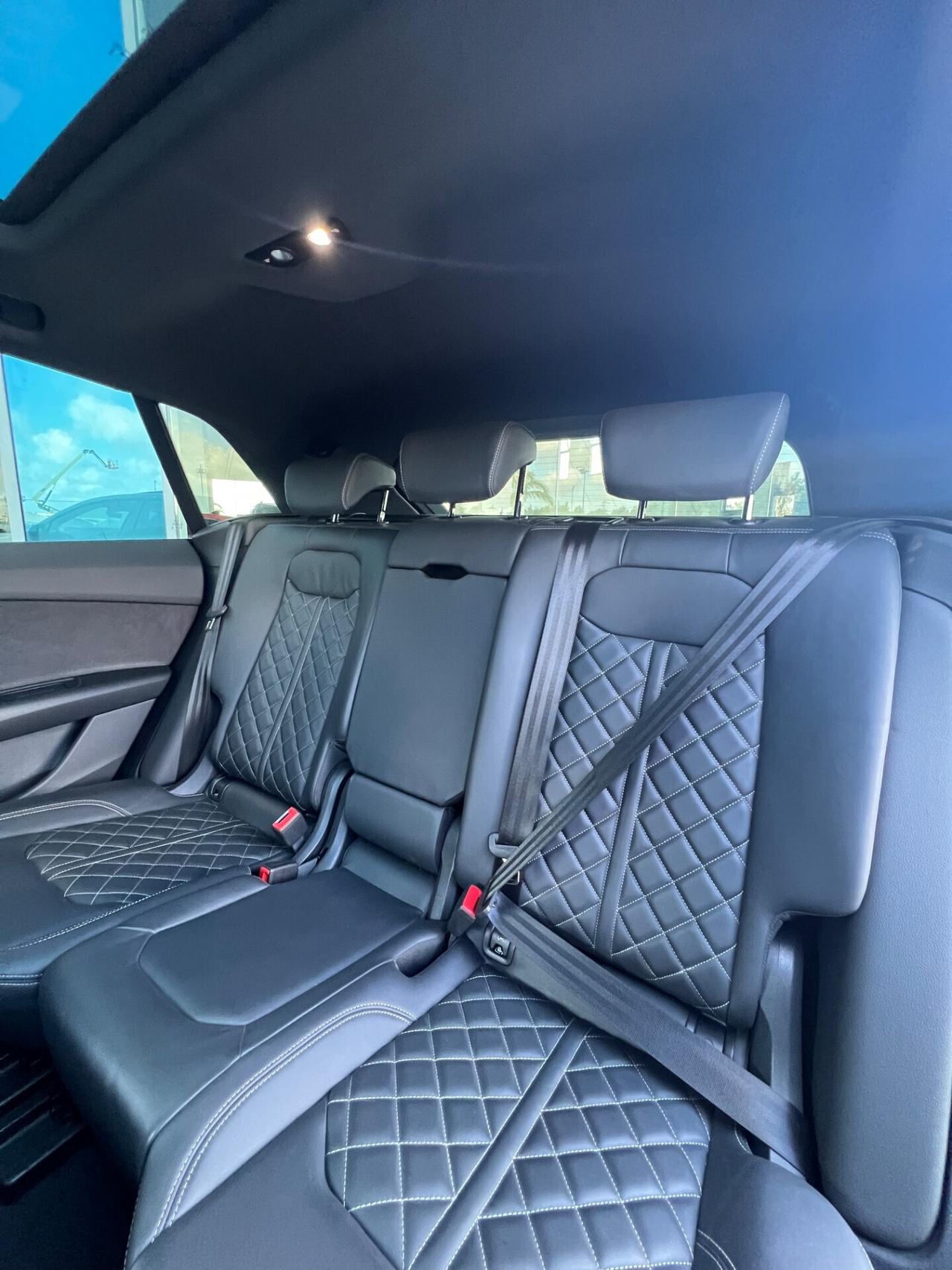 Audi Q8 SUV 50 TDI 286 CV quattro tiptronic S line - ANTICIPO €18.500 NOLEGGIO NO SCORING
