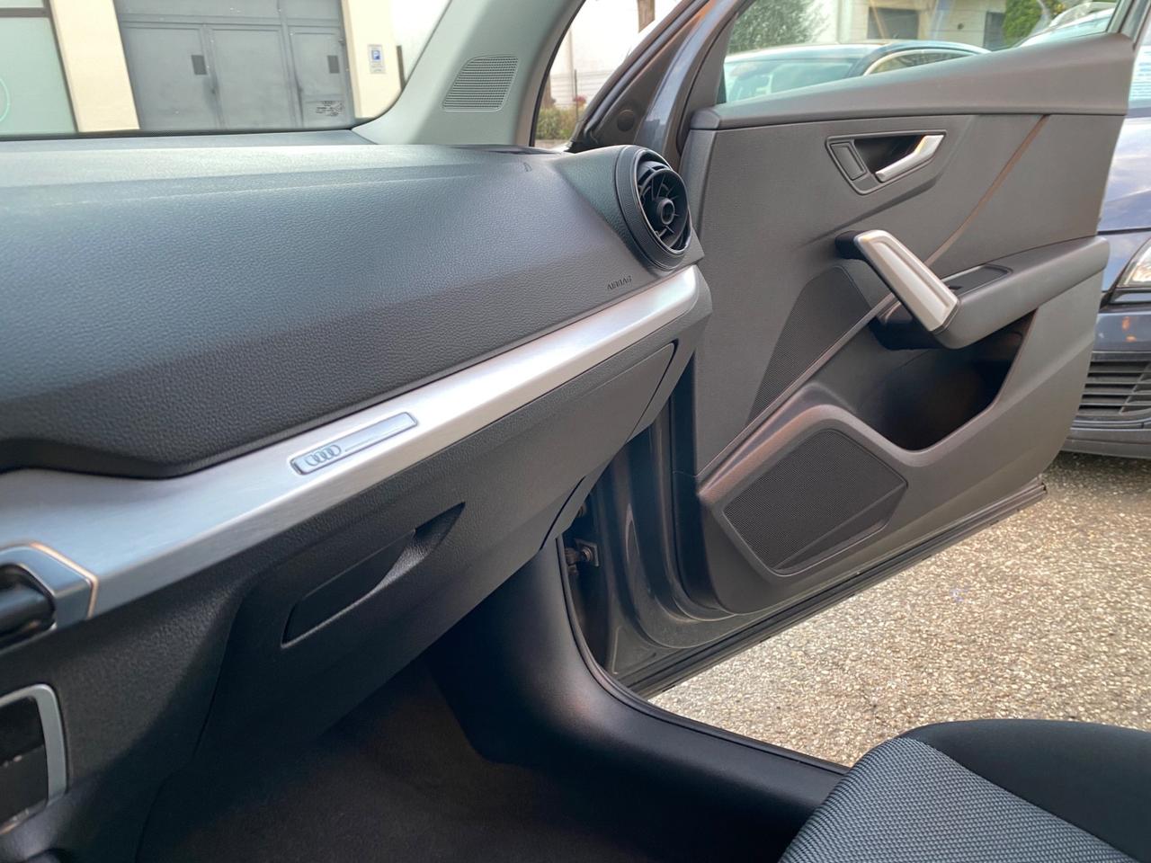 Audi Q2 1.6 TDI Business NEOPATENTATI!!!