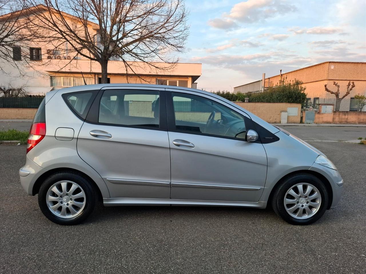 Mercedes-benz A 160 CDI SOLO 128.000 KM