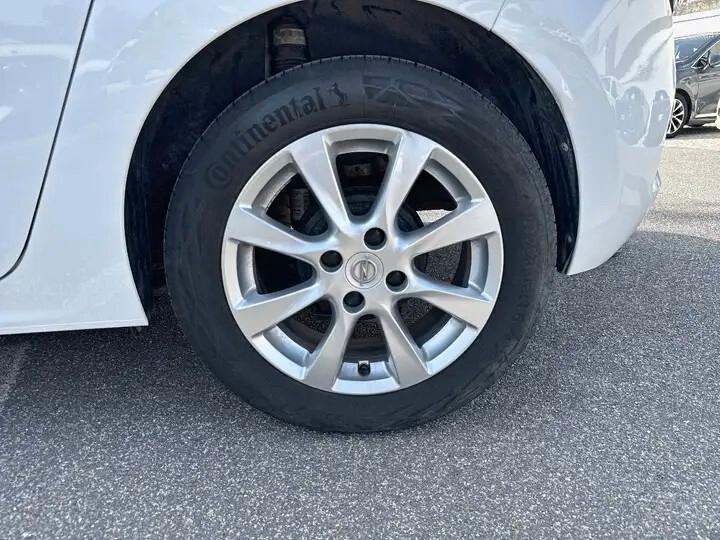 Opel Corsa 1.2 Edition