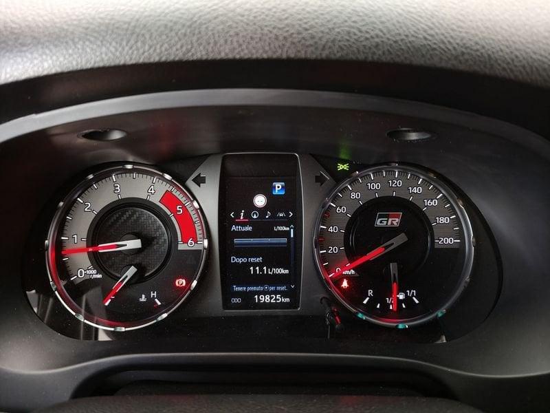Toyota Hilux Hilux 2.8 D-4D A/T 4WD 4 porte Double Cab GR SPORT