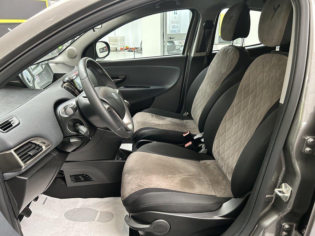 Lancia Ypsilon 5 Porte 1.0 FireFly Hybrid Gold