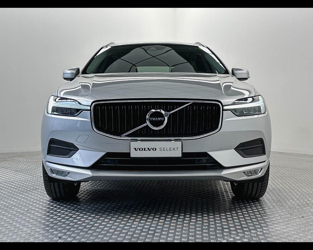 VOLVO XC60 B4 (d) AWD Geartronic Momentum Pro