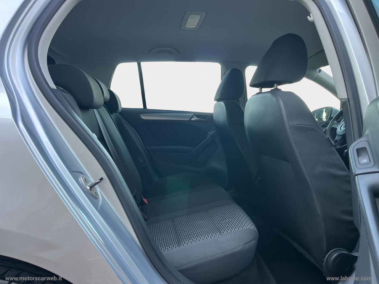 VOLKSWAGEN Golf 1.6 5p. Comfortline