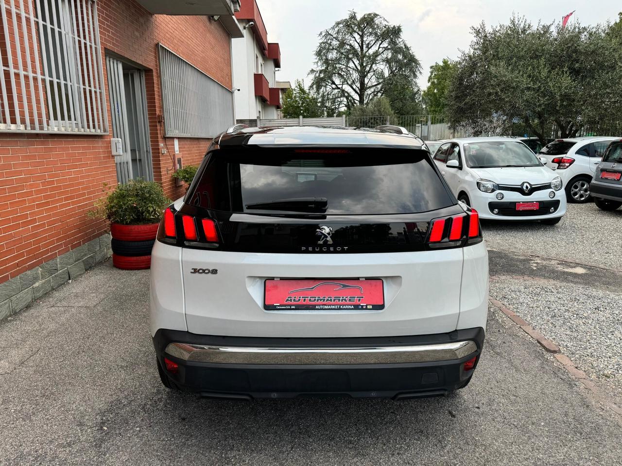 Peugeot 3008 1.2 PureTech Turbo 130cv Allure