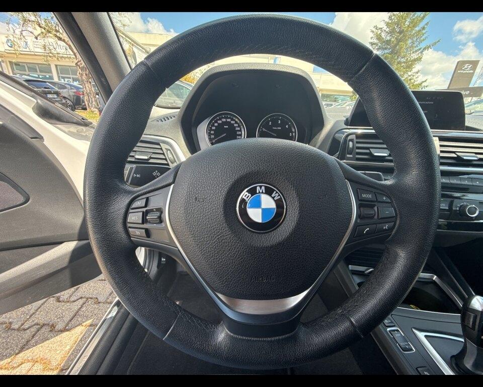 BMW Serie 1 5 Porte 116 d Urban
