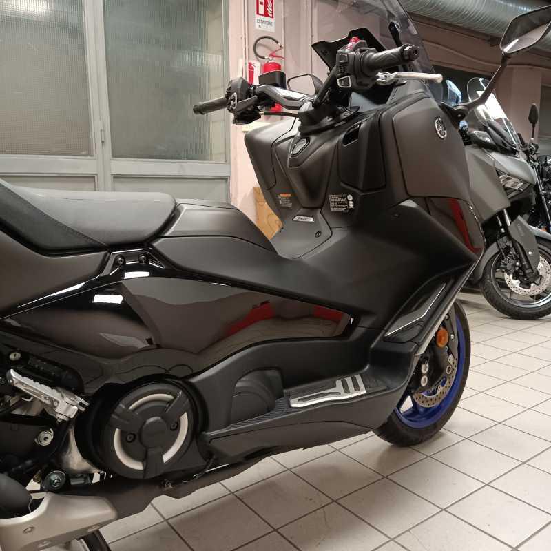 Yamaha T-Max 560 - 2024