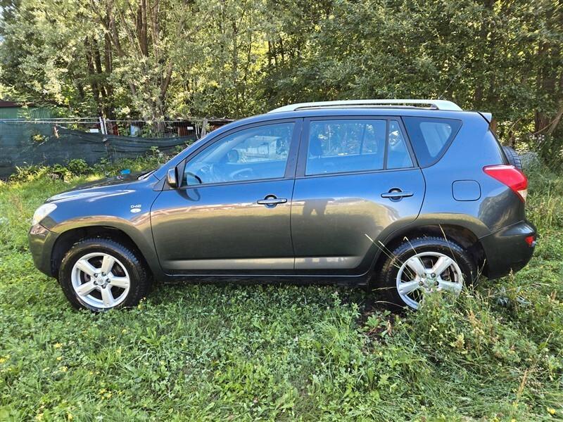 Toyota RAV 4 RAV4 2.2 D-4D 136 CV Luxury