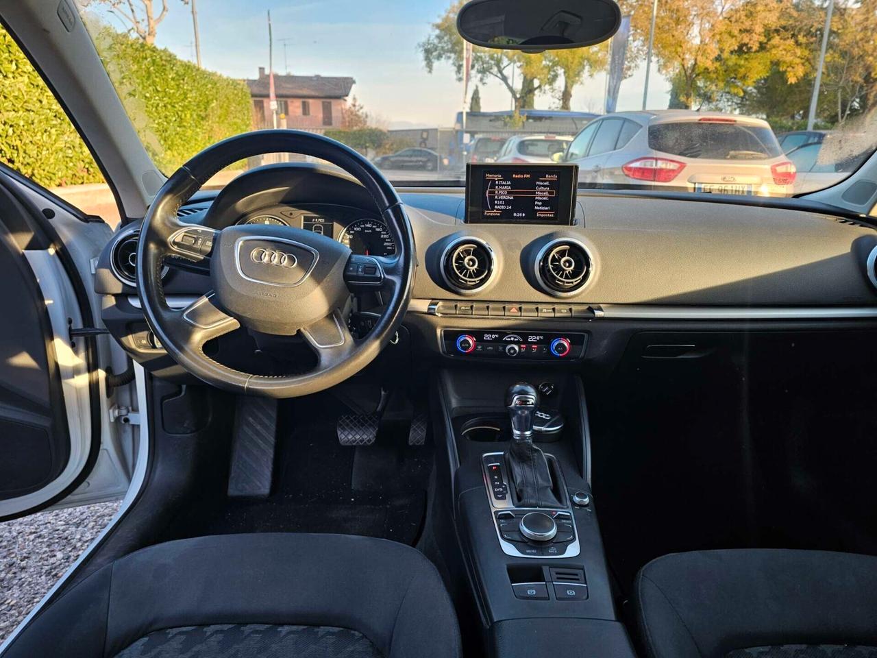 Audi A3 1.4 TFSI S tronic Ambition