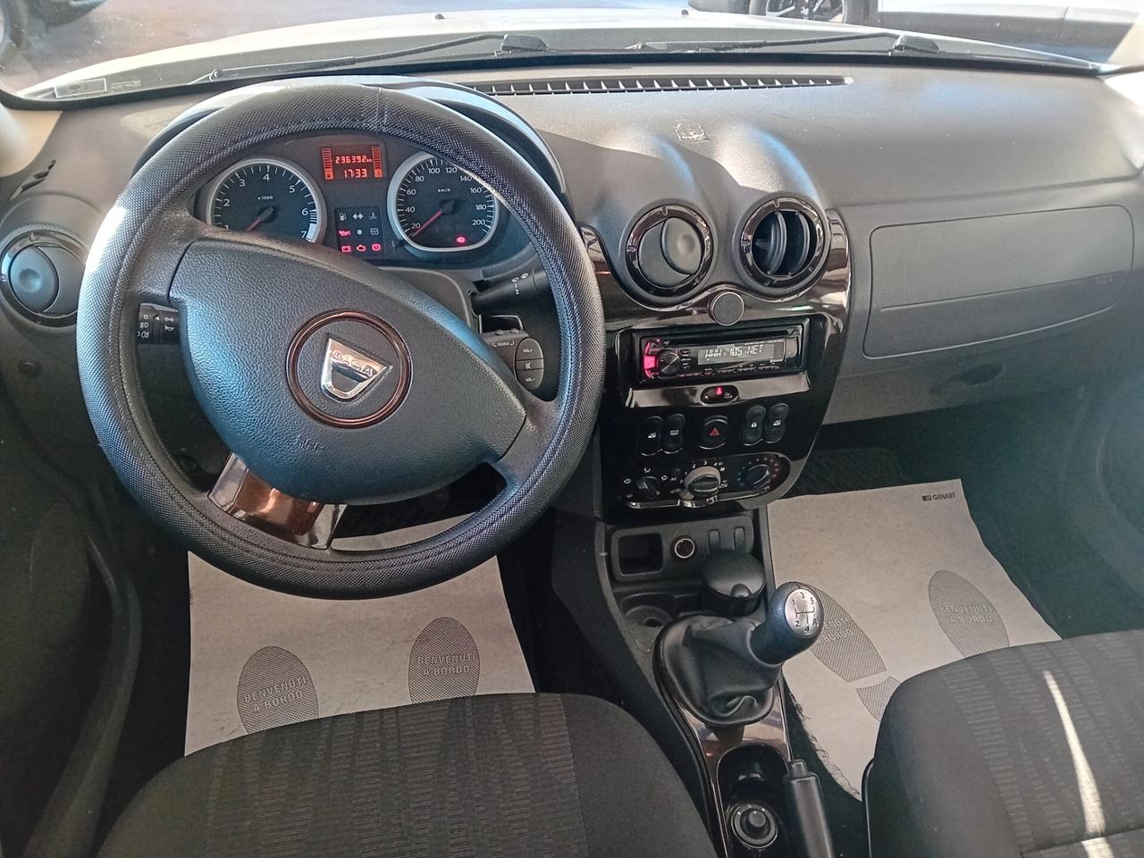 Dacia Duster 1.6 BENZ.