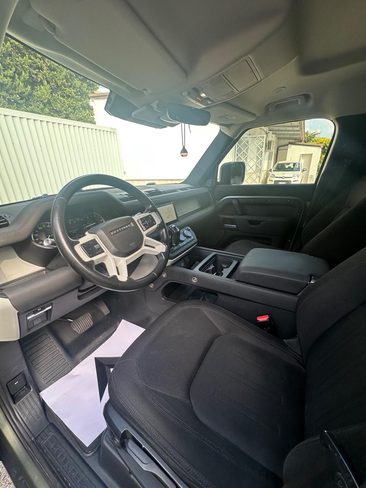 Land Rover Defender 110 2.0 SD4 AWD Auto HSE