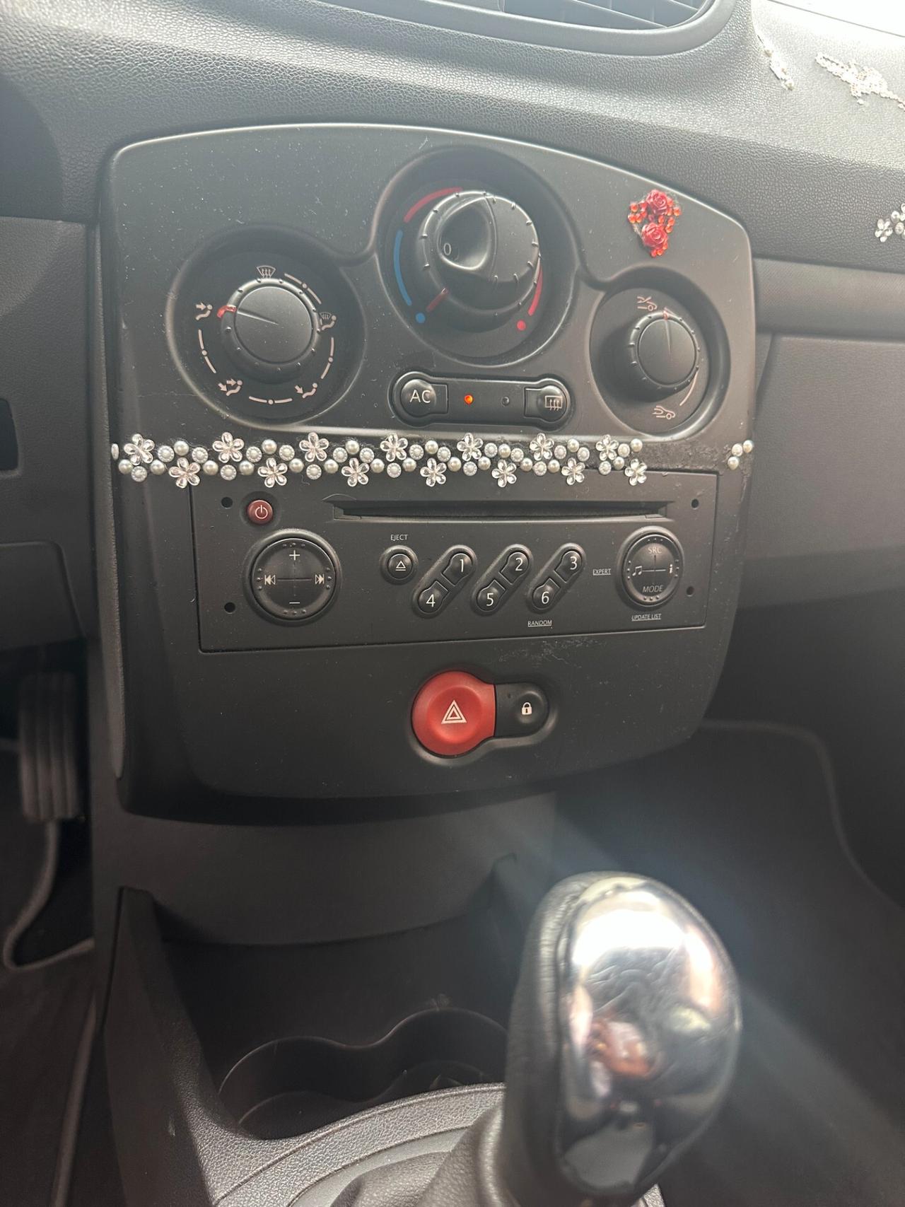 Renault Clio, 1.2 Benz, Euro 4, si neopat