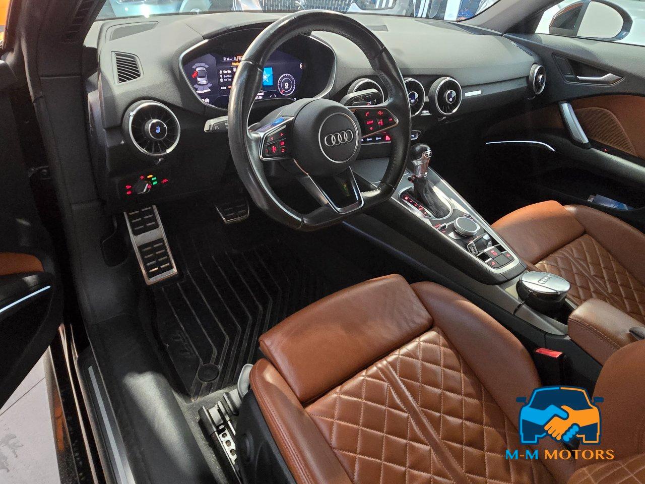 Audi TT Roadster 2.0 tfsi S line quattro s-tronic