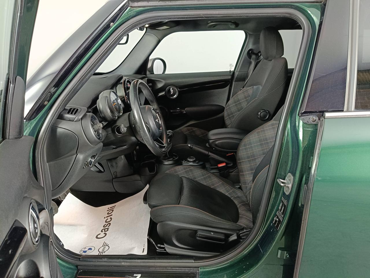 MINI Mini IV F55-F56 2014 - Mini 1.5 Cooper D Hype Seven 5p