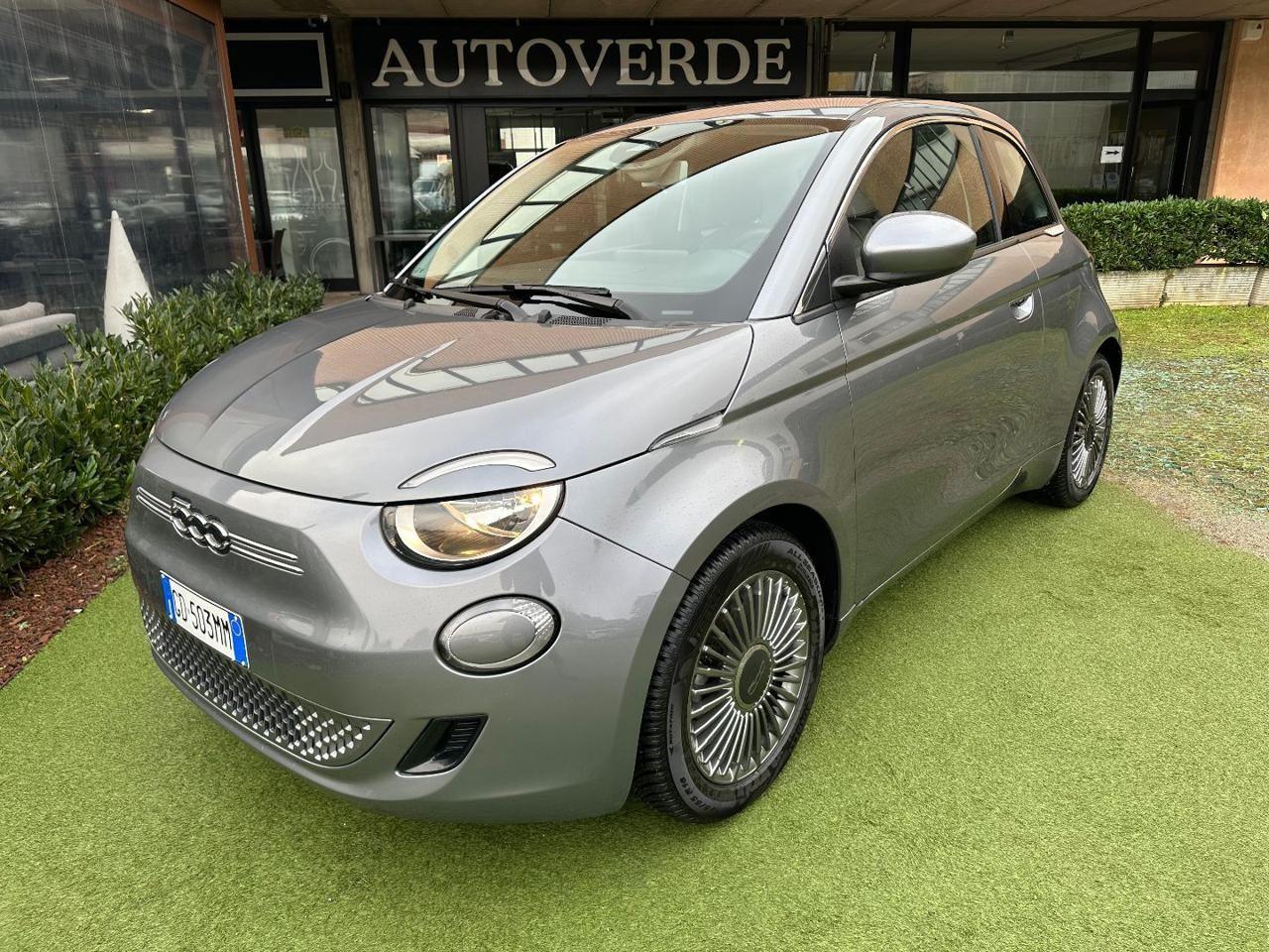 Fiat 500e 42KWH Business Openging Edition 16000km