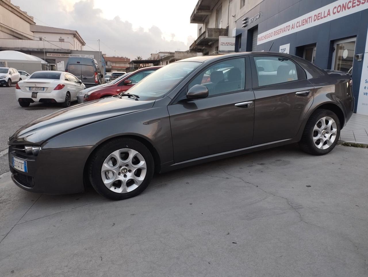 Alfa Romeo 159 1.9 JTDm 16V Exclusive