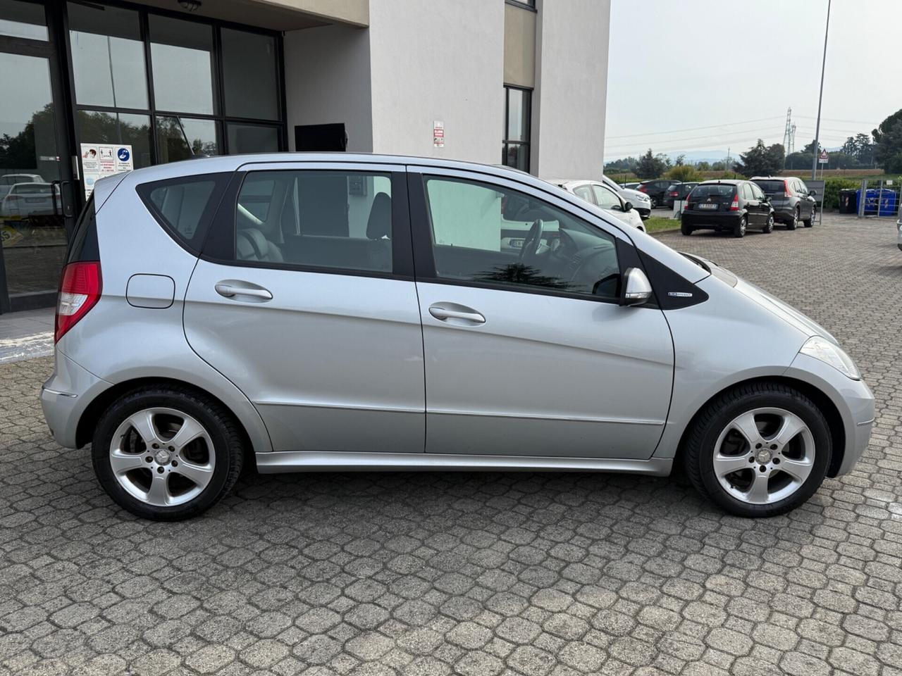 Mercedes-benz A 180 BlueEFFICIENCY Avantgarde