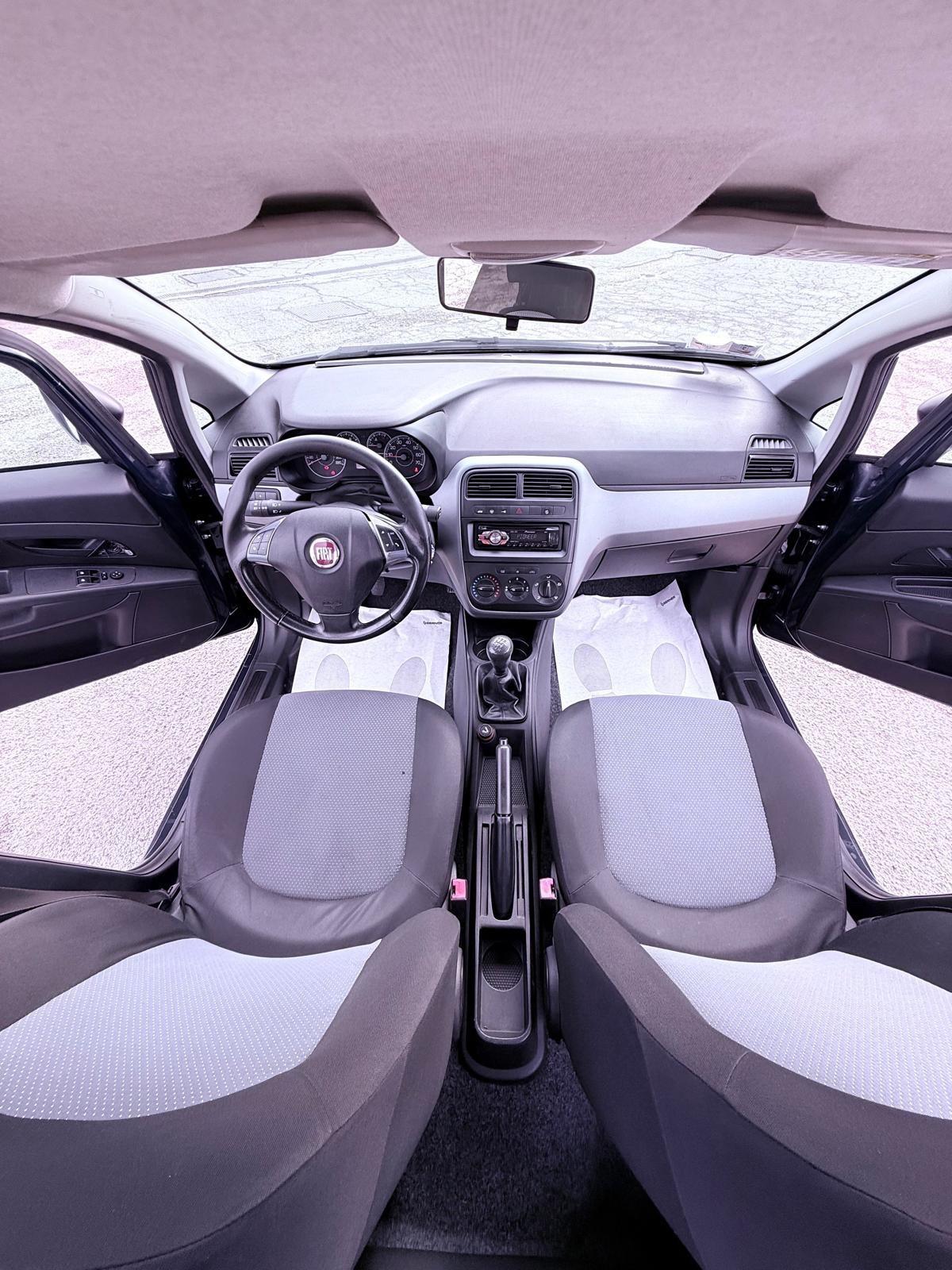 Fiat Grande Punto 1.3MJT 75 ok Neo patentati