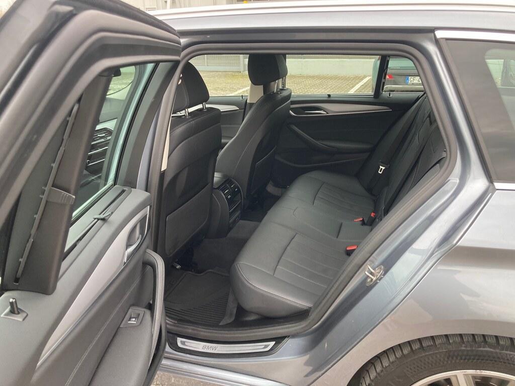 BMW Serie 5 Touring 520 d Mild Hybrid 48V Business Steptronic