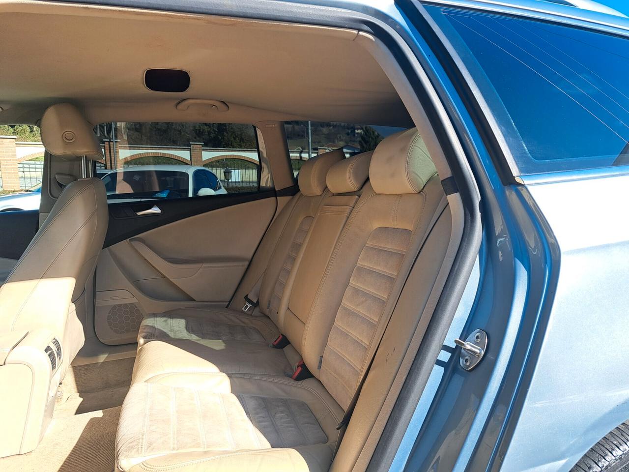 Volkswagen Passat 2.0 TDI DPF Var. Comfortline