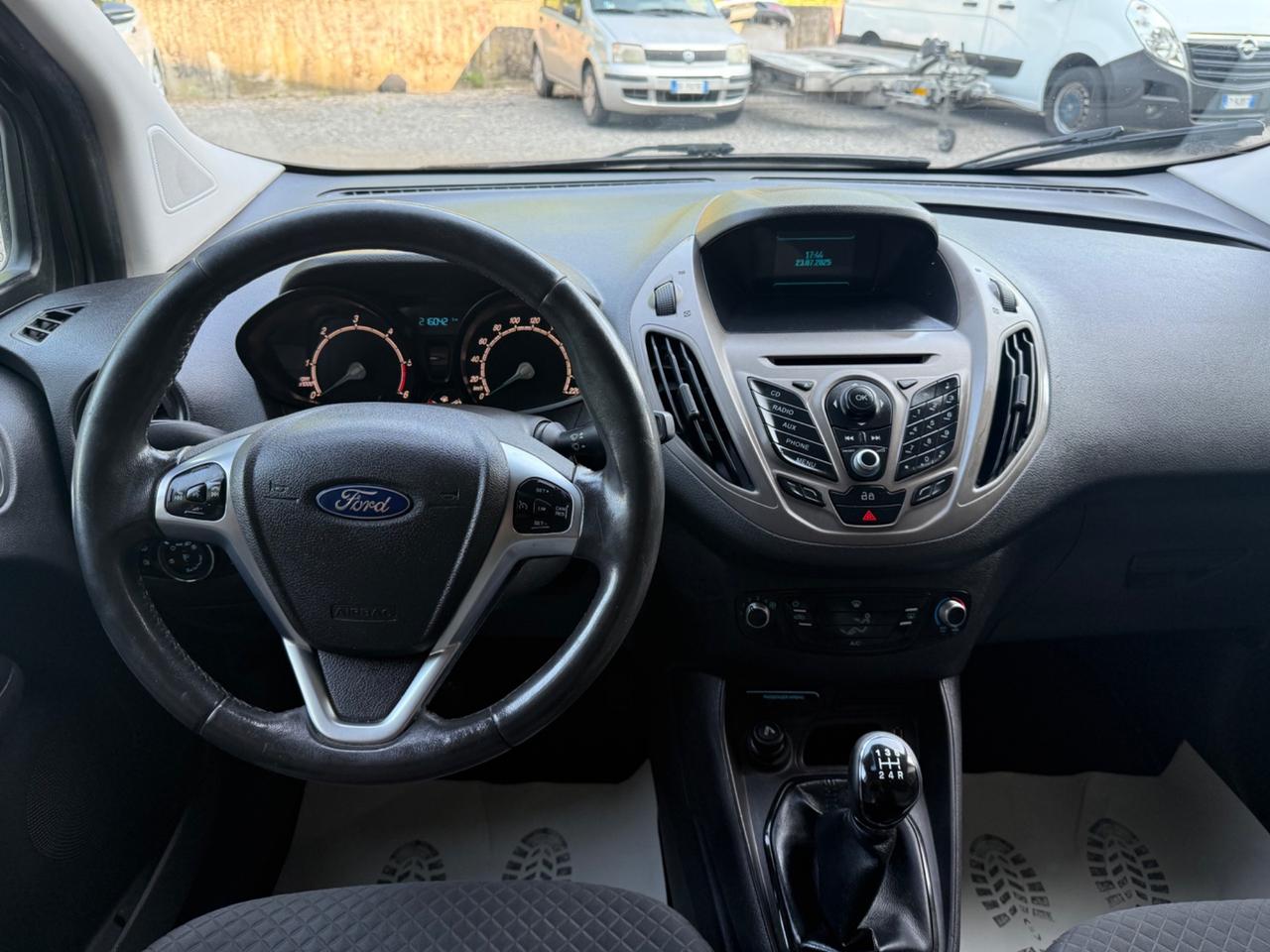 Ford Tourneo Courier Tourneo Courier 1.5 TDCI 75 CV Titanium