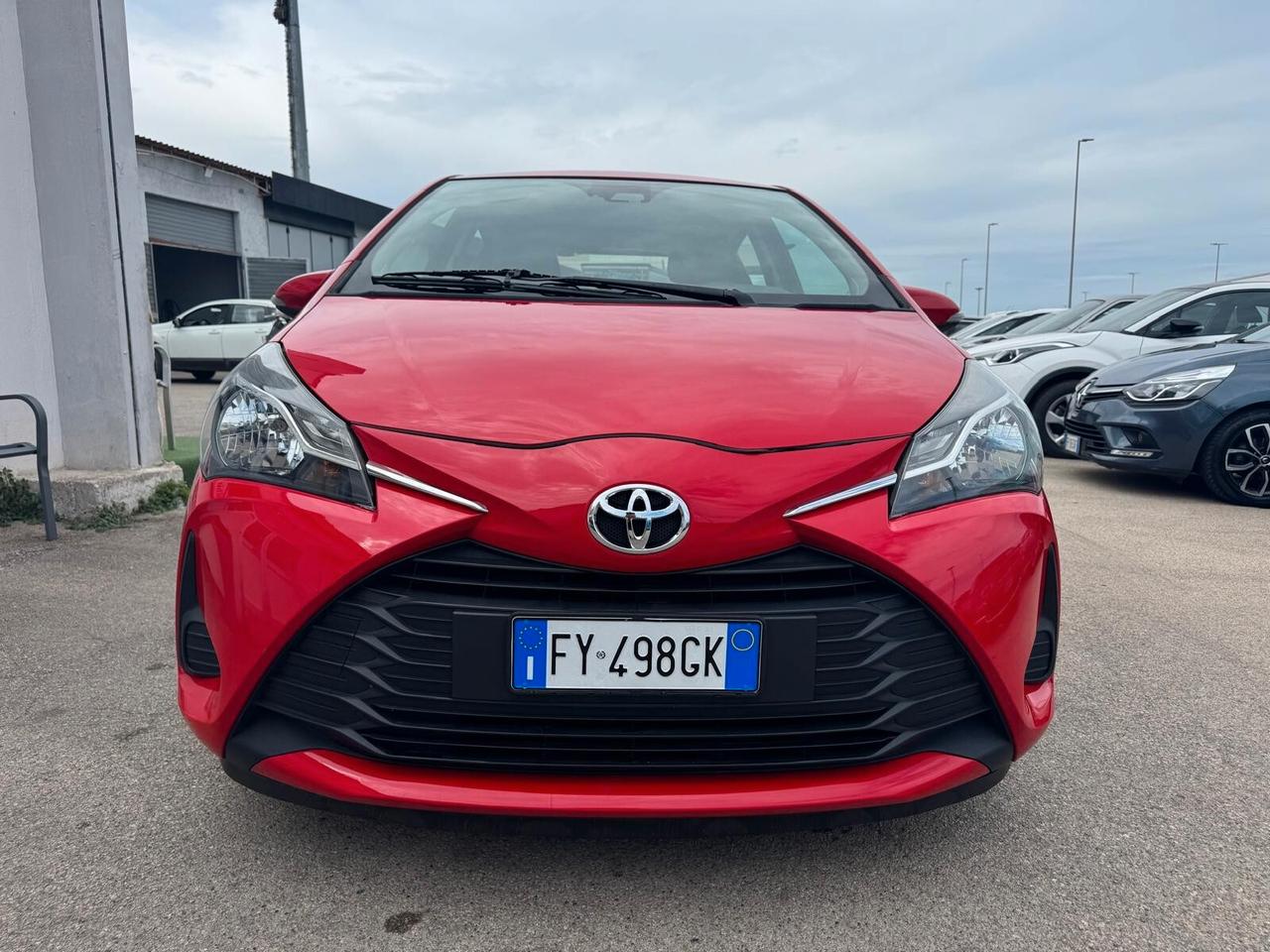 Toyota Yaris 1.0 72 CV 5 porte Cool