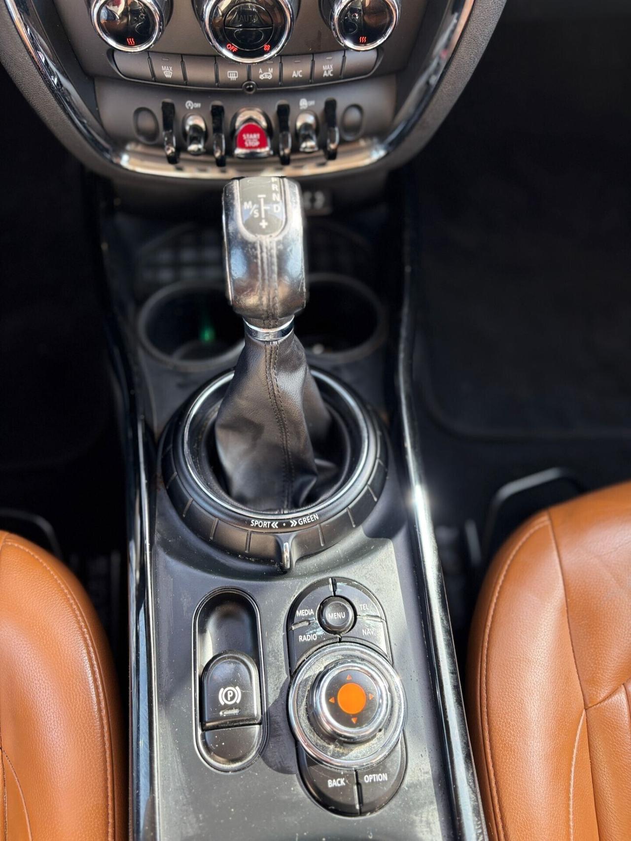 Mini Cooper Clubman 2.0 CooperD Autom PELLE NAVI X