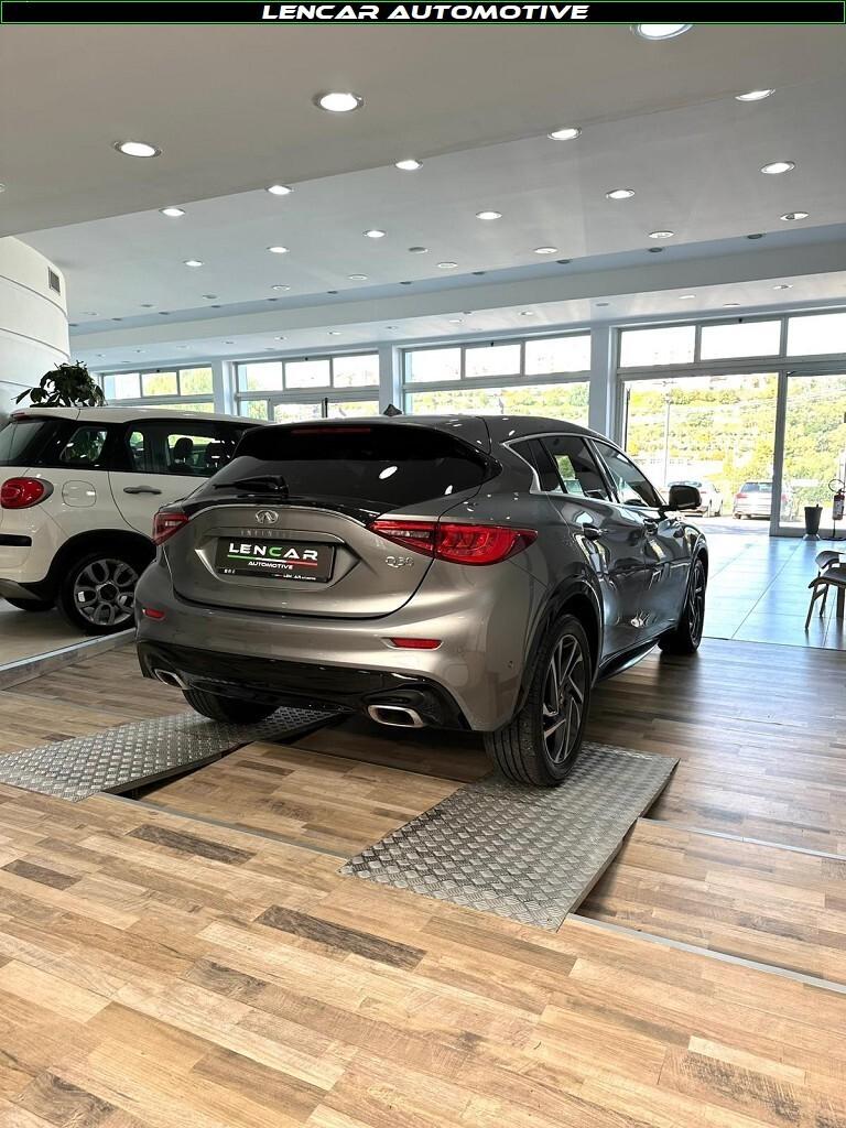 Infiniti Q30 1.5 Diesel DCT Premium