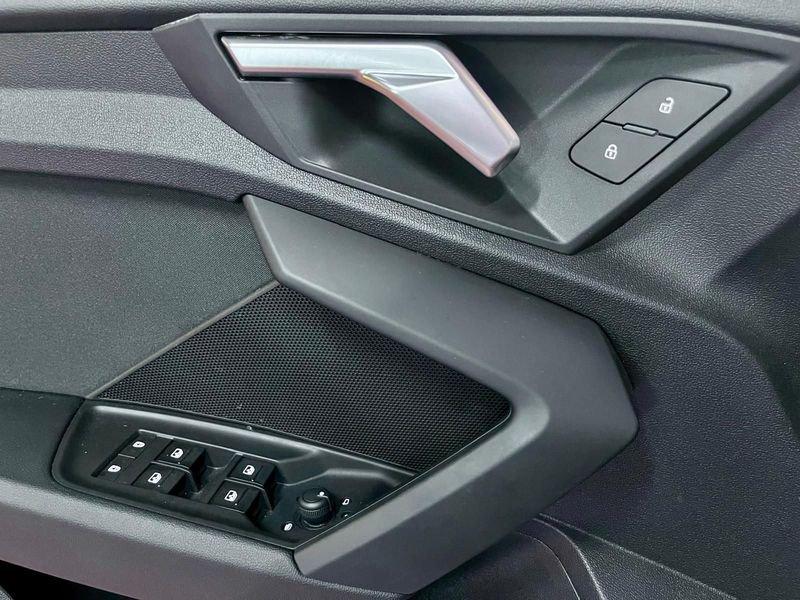 Audi A3 SPB 30 g-tron S tronic Business Advanced