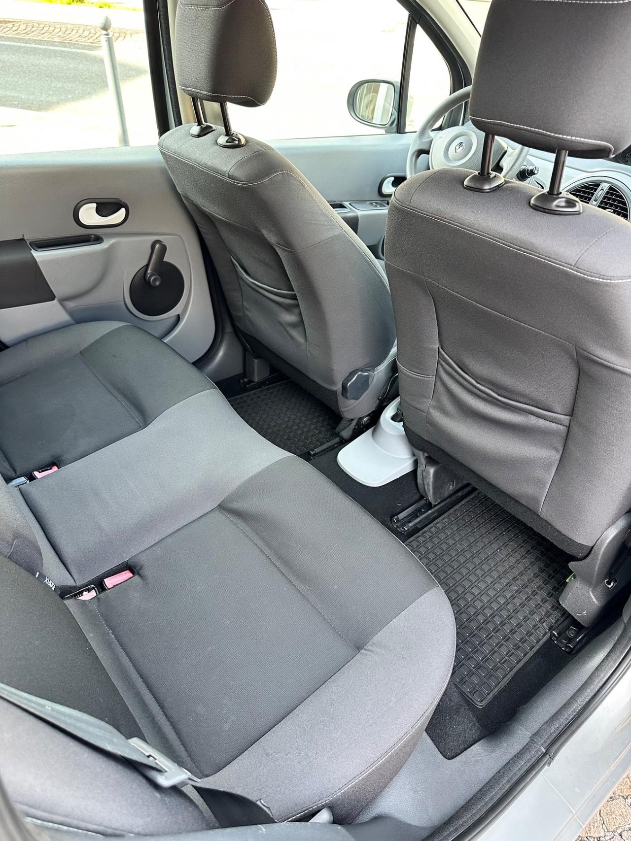 Renault Modus Grand 1.2Bz 75Cv 5P - Uniproprietario