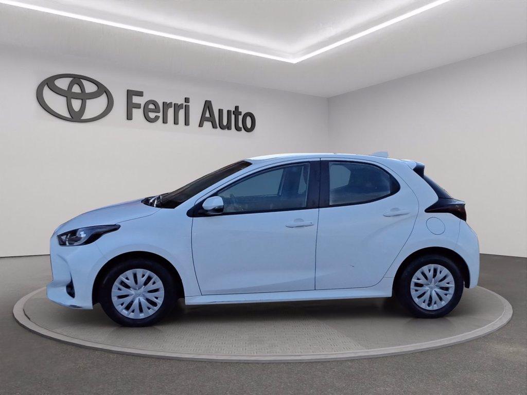 TOYOTA Yaris 1.5h active del 2023