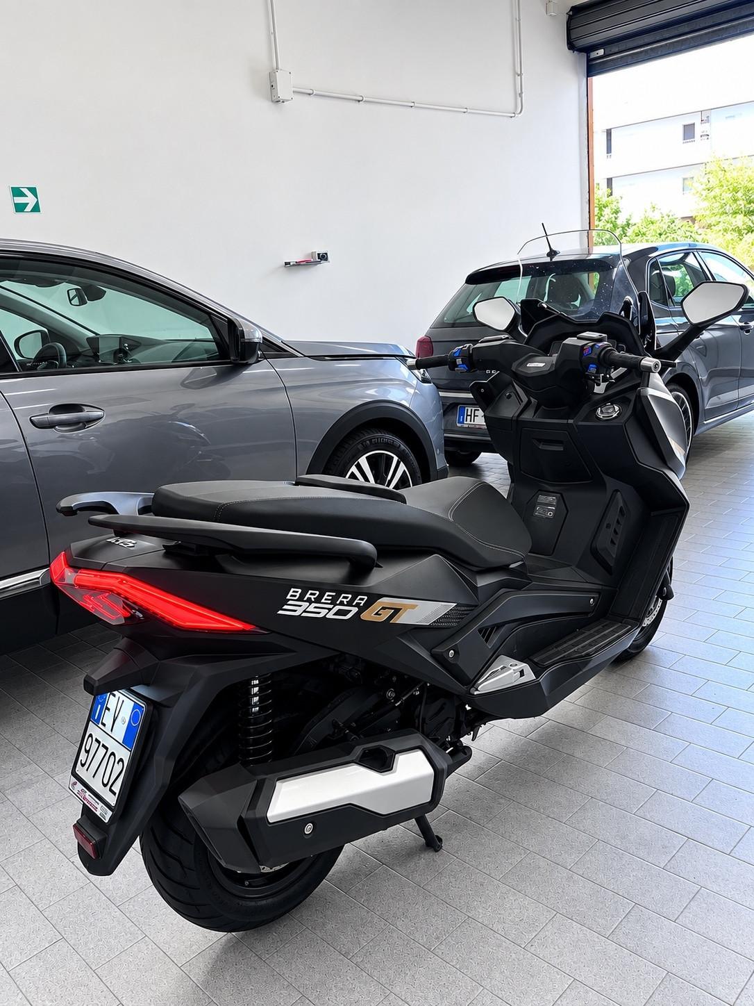 Kl Brera x 350 GT