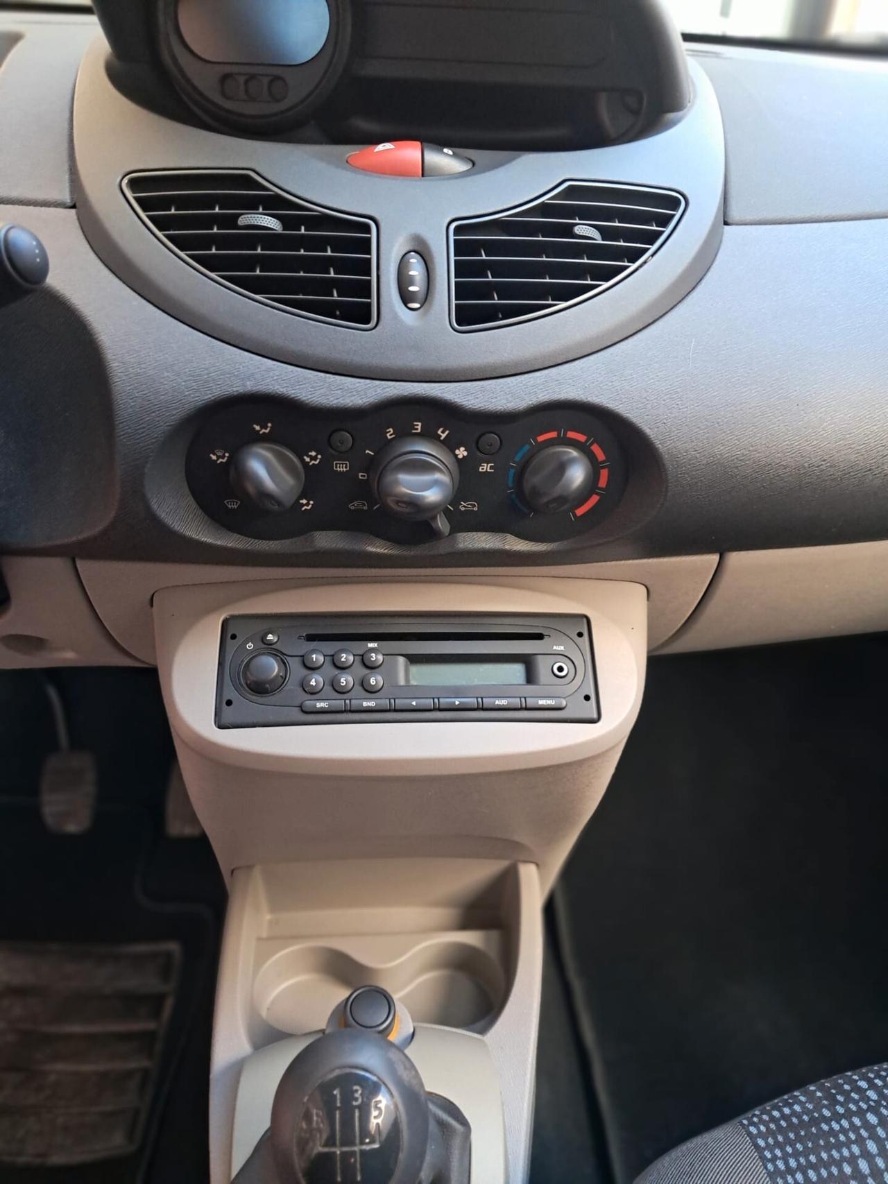 RENAULT TWINGO 1.2-SOLO 77000 KM-Euro 4490