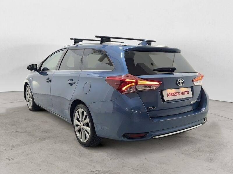 Toyota Auris Hybrid Active +