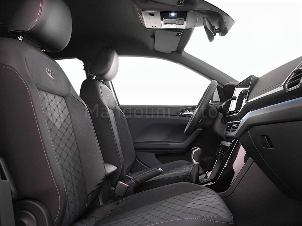 Volkswagen T-Cross 1.0 tsi 115cv r-line
