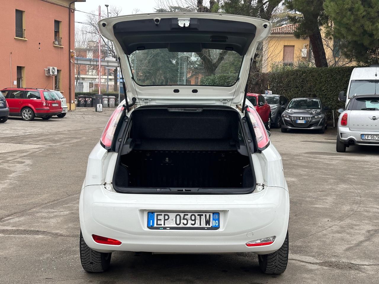 Fiat Grande Punto 1.4 5 porte X Neopatentati