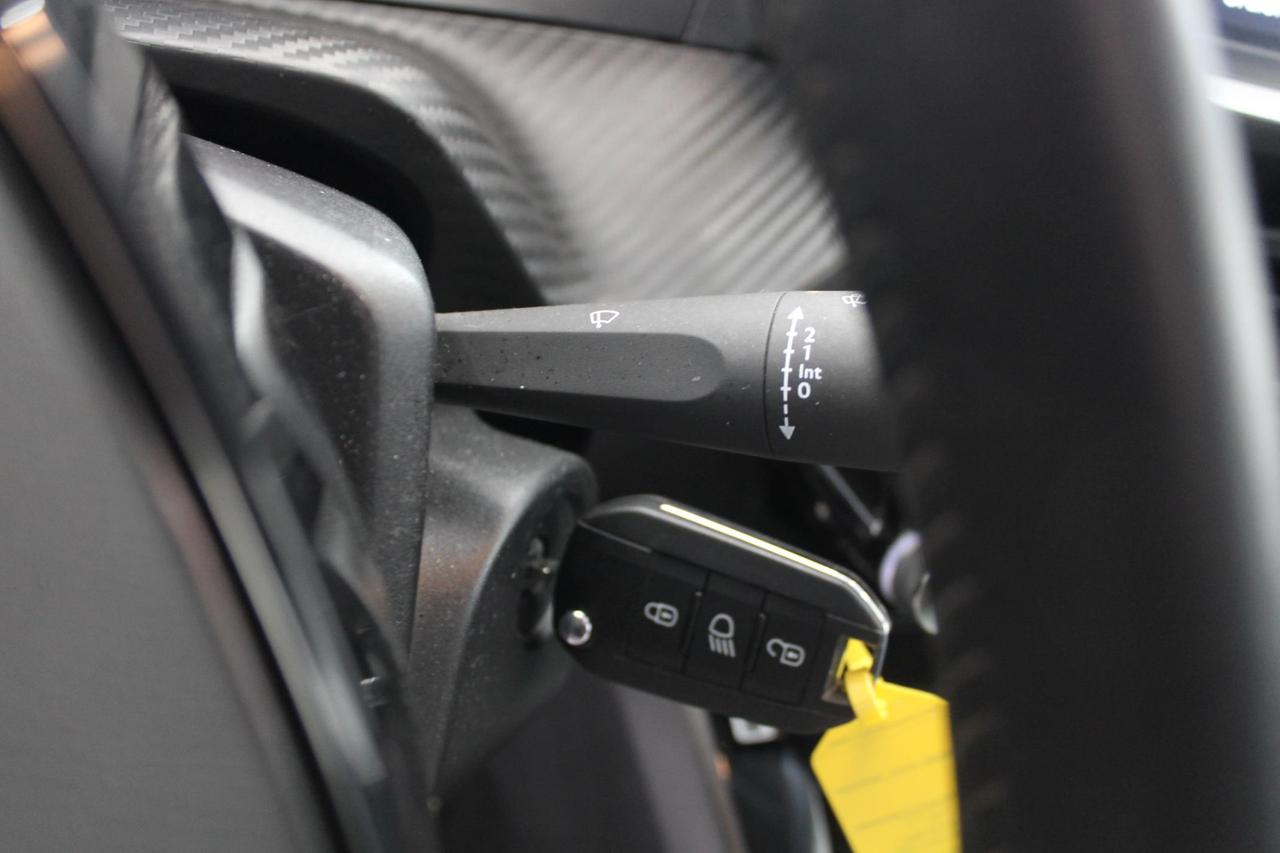 Peugeot 208 1.5 bluehdi Active Pack 100 Cv.