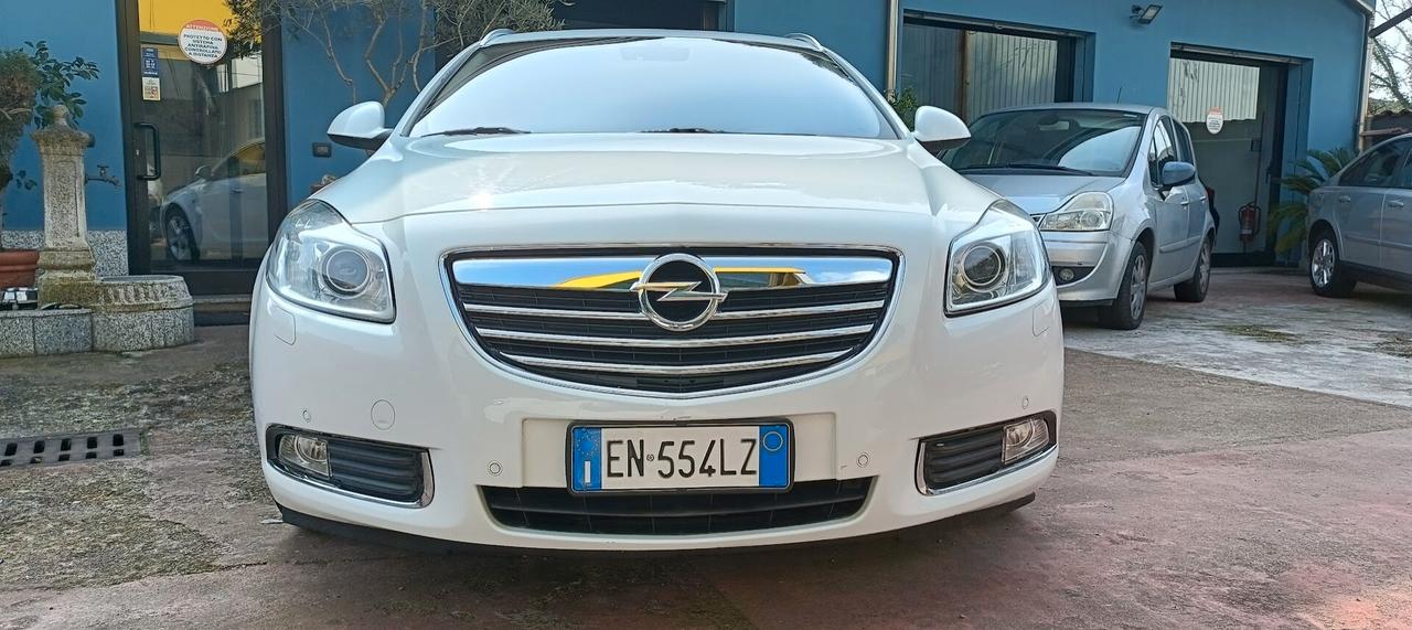 Insignia 2.0 CDTI 4X4 AWD Sports Tourer Cosmo SOLO 150MILA KM!!!!