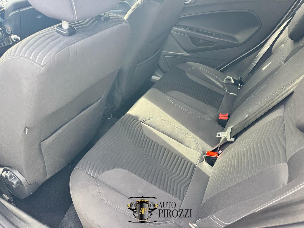 FORD FIESTA 1.4 BENZ/GPL ANNO 2014 CON 140MILA KM