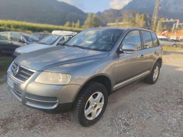 Volkswagen Touareg 2.5 tdi R5 tiptronic