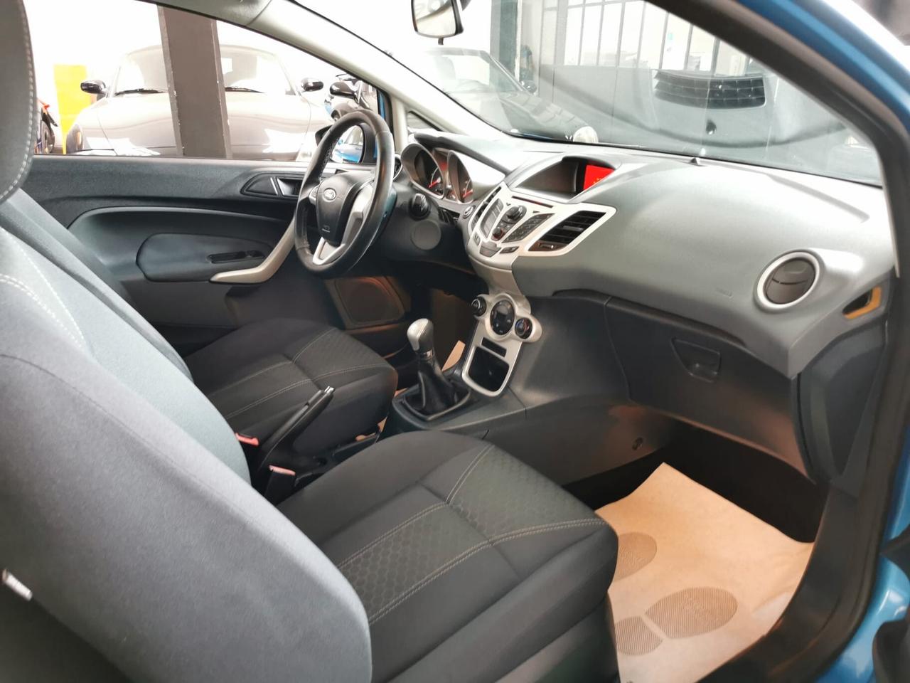 Ford Fiesta 1.4 TDCi Titanium GARANZIA 12 MESI