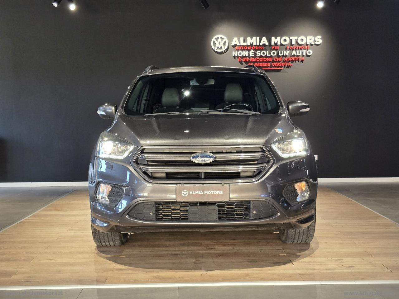 FORD Kuga 2.0 TDCI 180 CV S&S 4WD Pow.ST-Line