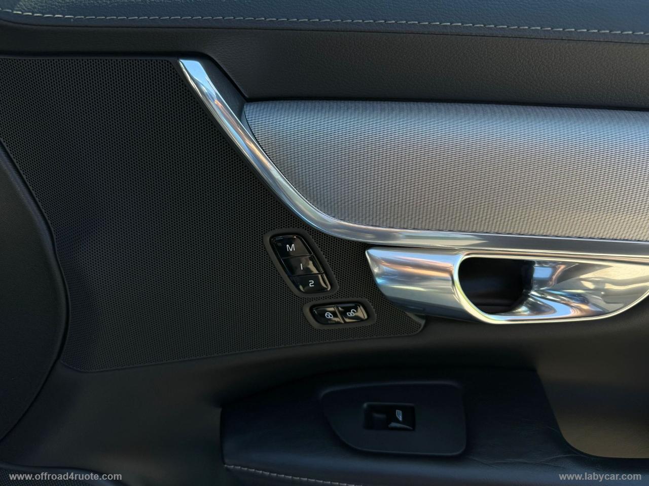 VOLVO D5 AWD Geartronic R-design